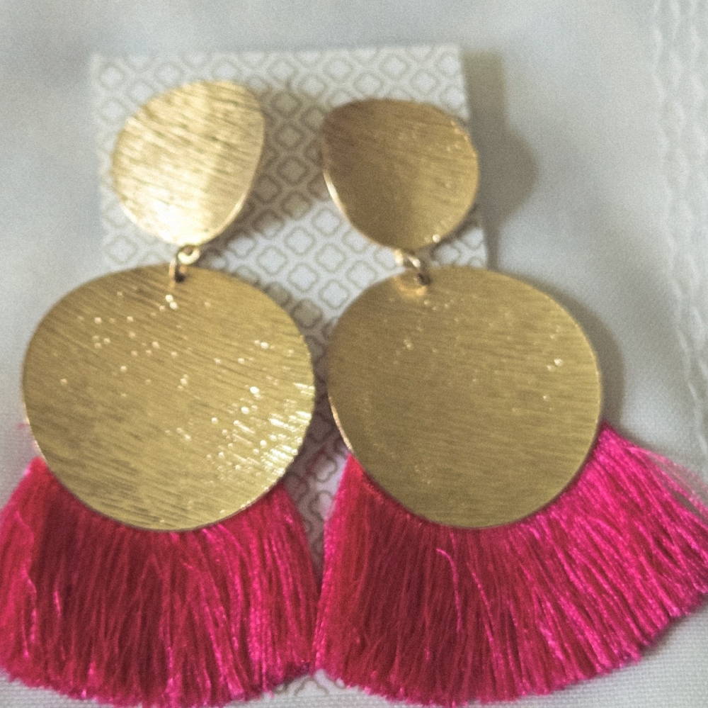 NWT Gold and Hot Pink Tassel Pierced Statement Earrings Boutique Buy